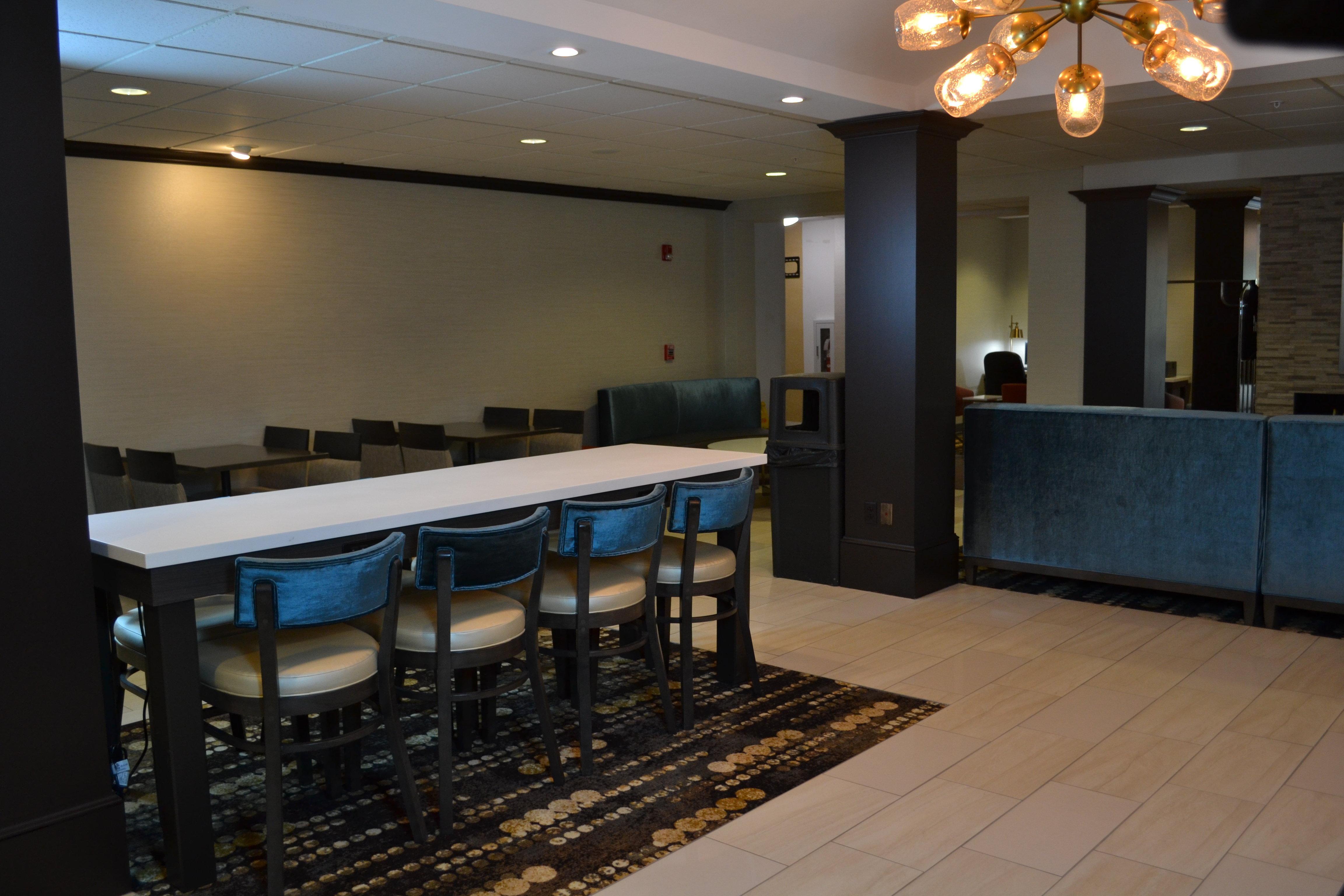 Holiday Inn Express Hotel & Suites Kent State University Exterior foto