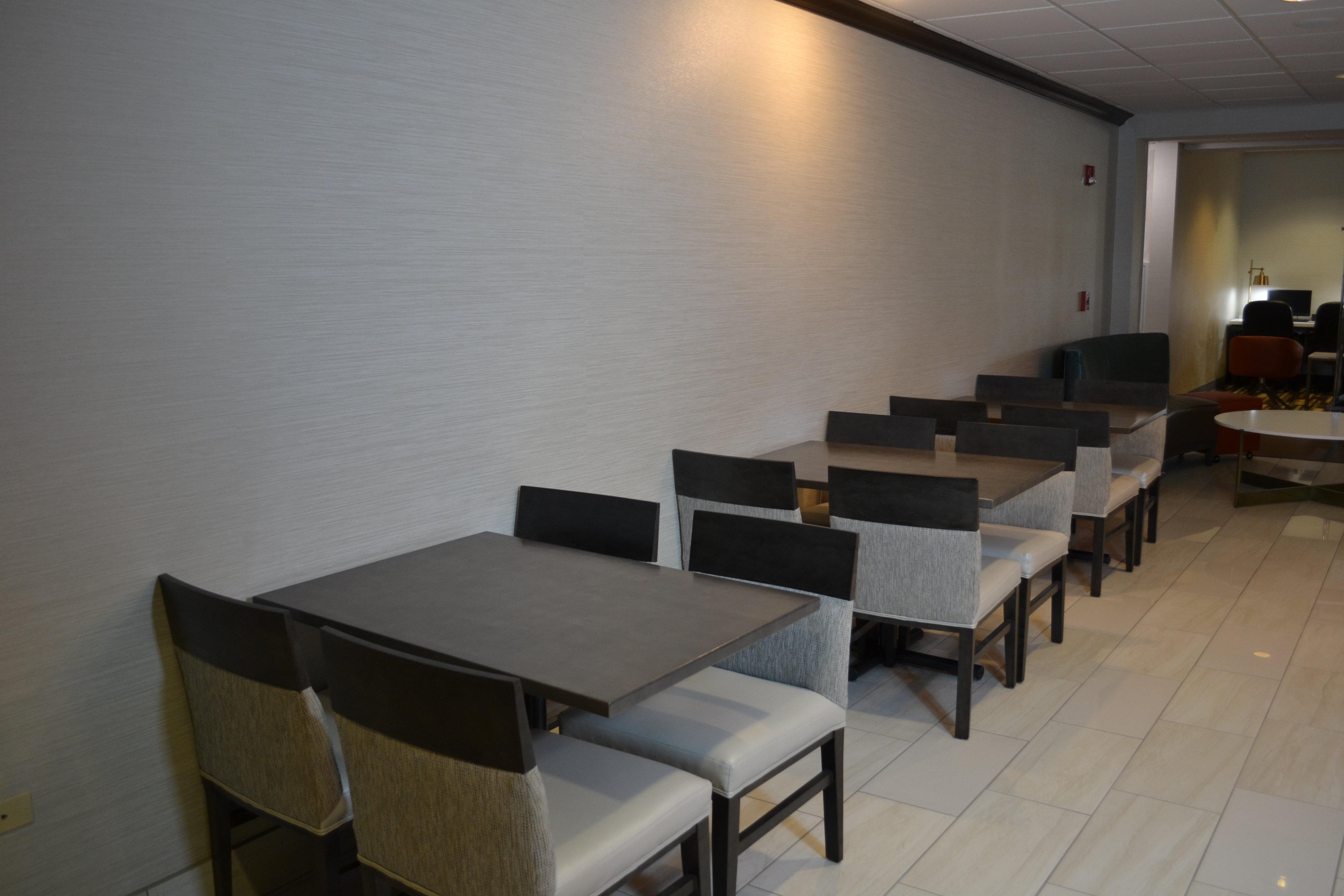 Holiday Inn Express Hotel & Suites Kent State University Exterior foto