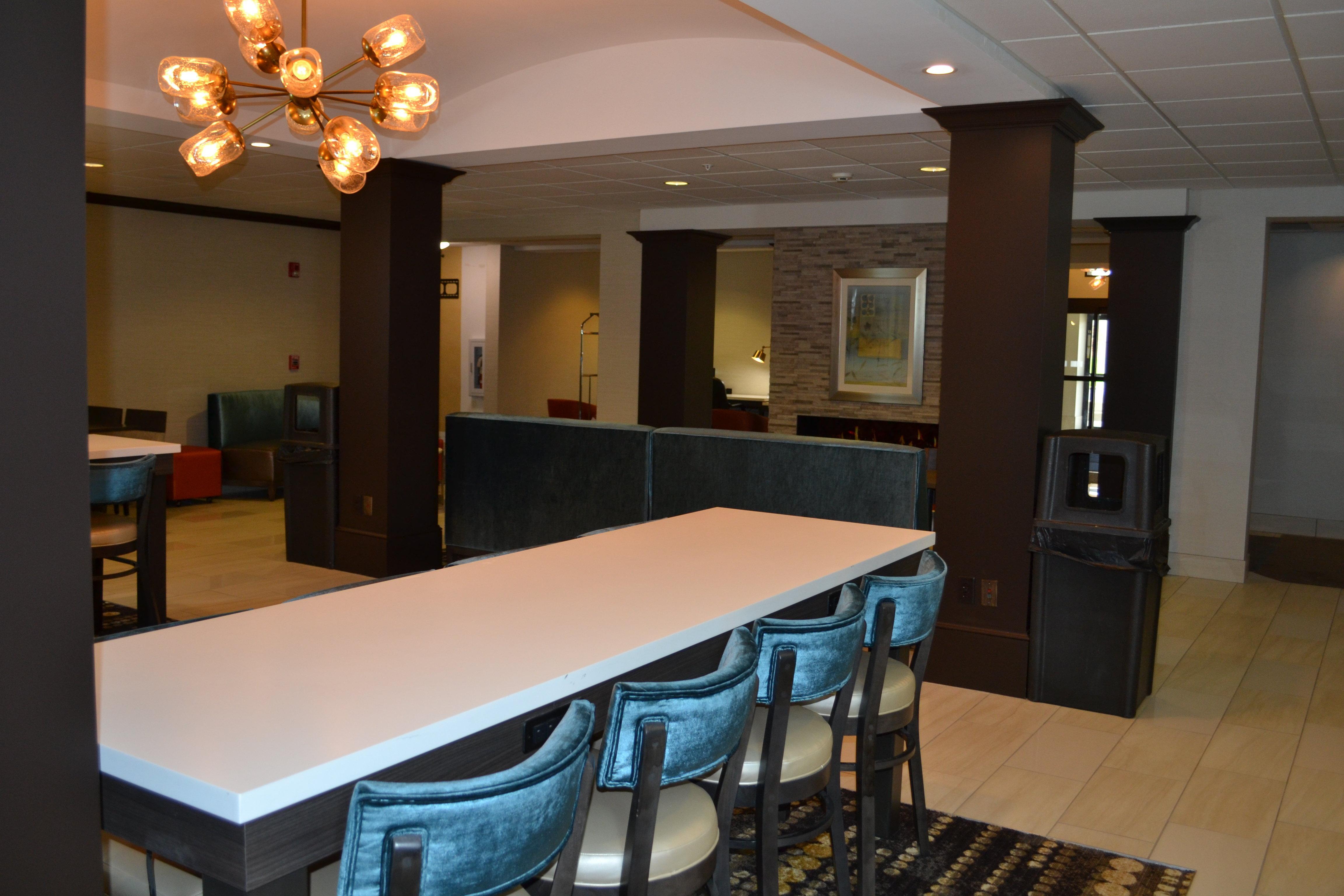Holiday Inn Express Hotel & Suites Kent State University Exterior foto