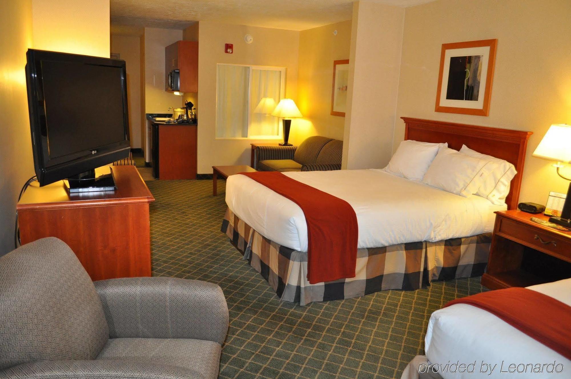 Holiday Inn Express Hotel & Suites Kent State University Zimmer foto